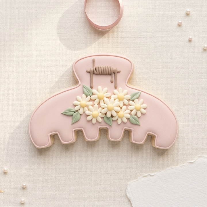 Claw Clip with Daisies Cookie Cutter, 3D Printed Beauty Theme