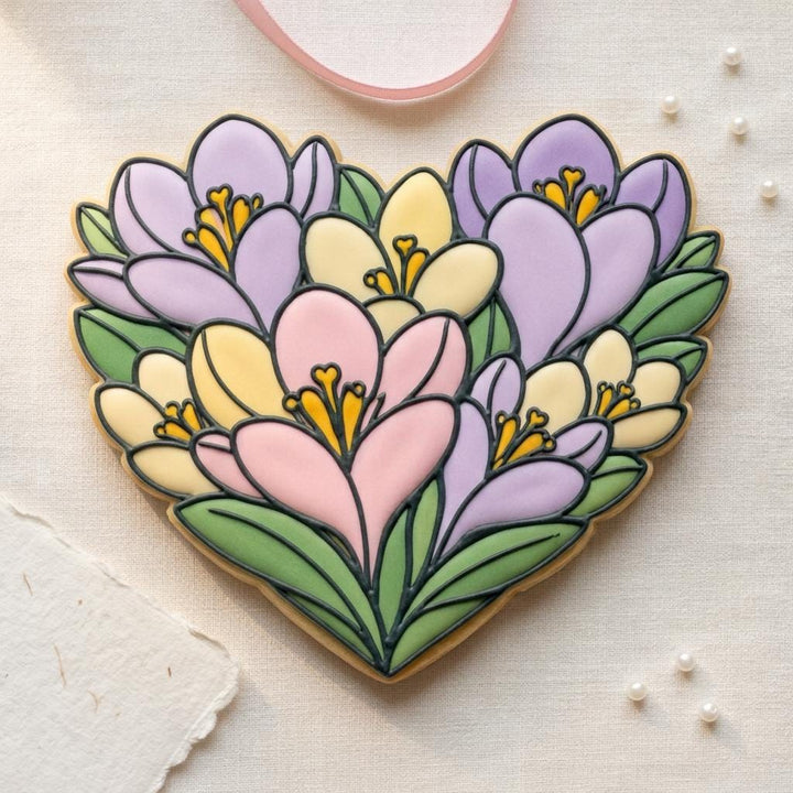 Floral Heart Cookie Cutter, Crocus Design for Fondant &amp; Sugar Cookies